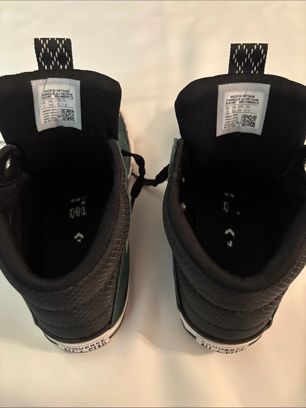 Converse boys Green and Black mid Top Sneakers